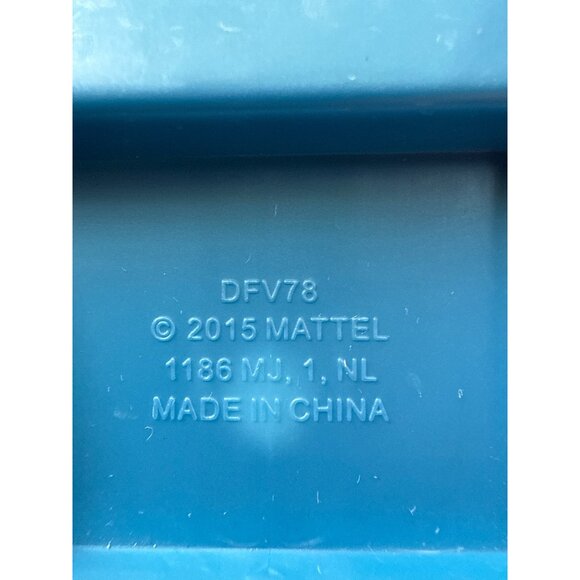 Fisher-Price Little People Songs & Sounds Camper Toy Set With Figures & Accessor - Picture 4 of 12